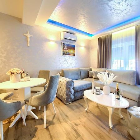 Luxury Apartments Jf Rab Town Bagian luar foto