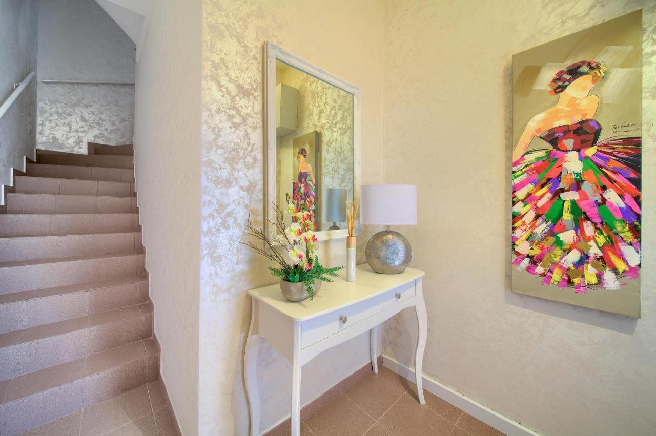 Luxury Apartments Jf Rab Town Bagian luar foto
