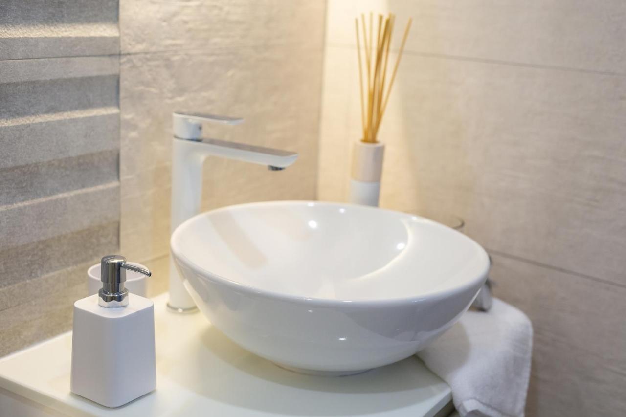 Luxury Apartments Jf Rab Town Bagian luar foto