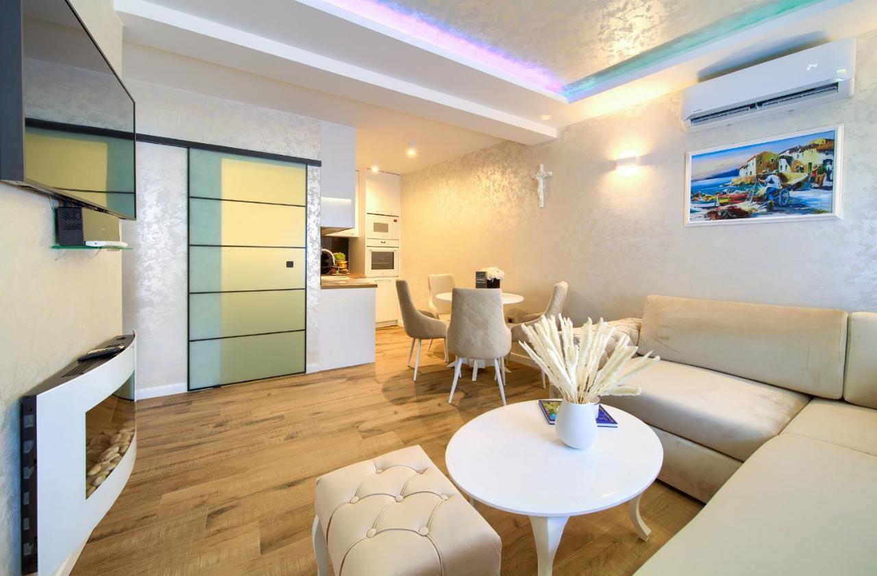Luxury Apartments Jf Rab Town Bagian luar foto