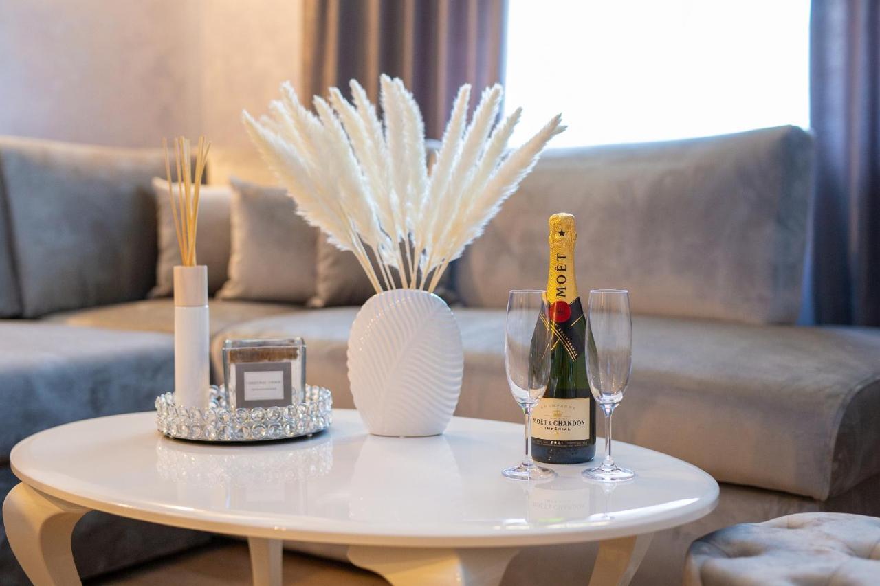 Luxury Apartments Jf Rab Town Bagian luar foto